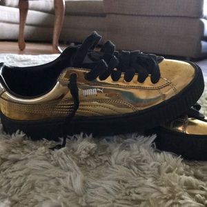 Fenty Puma (Gold) - size 8